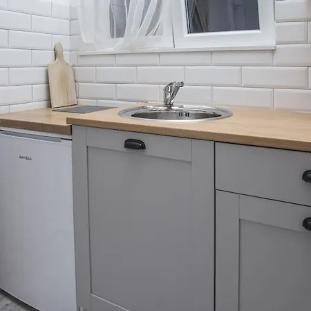 Cozy Studio Overlooking Downtown Apartment Makarska