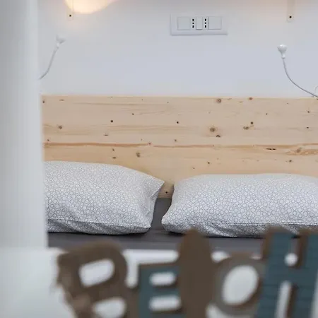 Apartment Cozy Studio Overlooking Downtown Makarska