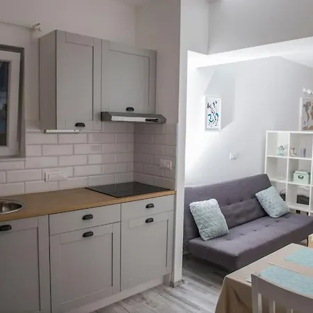 Apartment Cozy Studio Overlooking Downtown